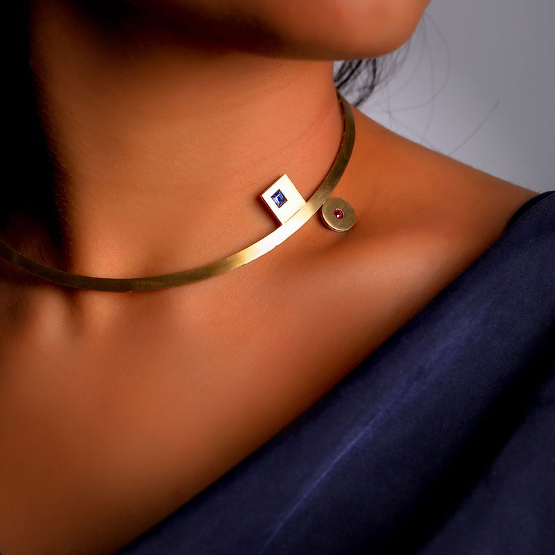 18K Gold Cuff Necklace Round & Quadrat with Blue Sapphire & Red Ruby