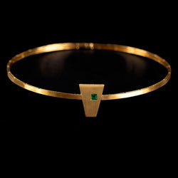 18K Gold Cuff Necklace Trapeze with Green Emerald